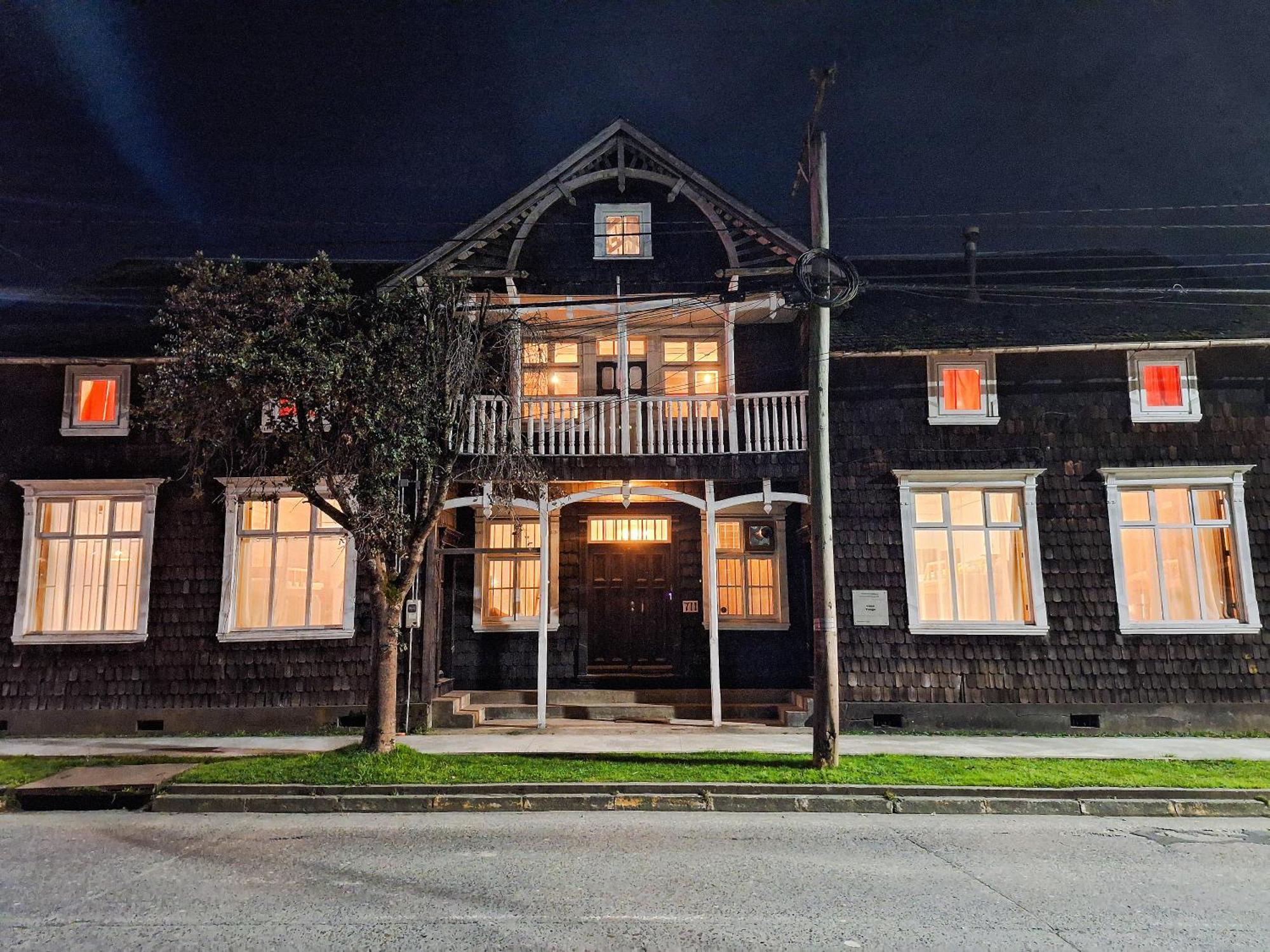 Mapatagonia Hostel Monumento Nacional Puerto Varas Exteriör bild